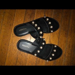 Adorable pearl slide sandals!